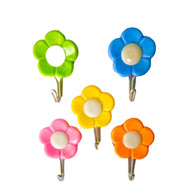 Flower-shaped adhesive wall hooks, pack of 5.