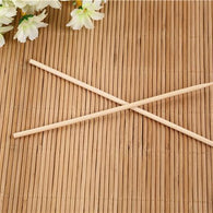 Bamboo BBQ skewers for camping and barbecue, 20 cm size.