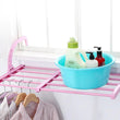 Retractable drying rack for shoes