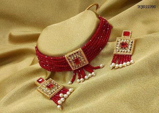 Feminine Chic Maroon Jewellery Sets