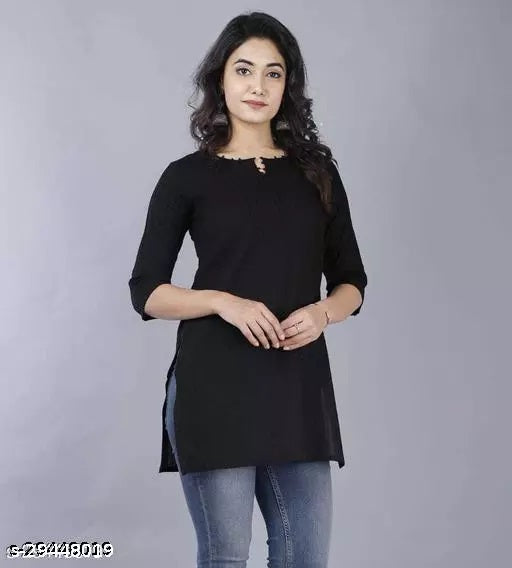 Black Women Cotton 3/4th Sleeve V-neck Short Kurta