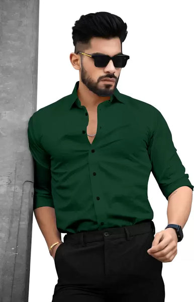 Men Green Regular Fit Solid Spread Collar Formal Shirt